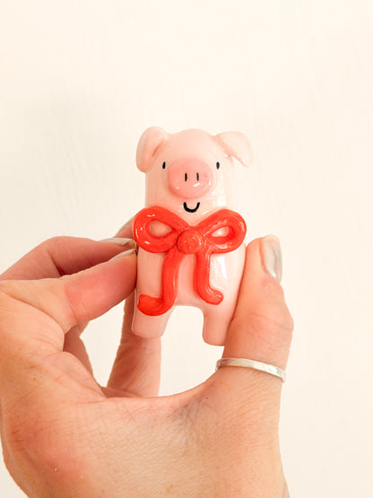 Bow Pig