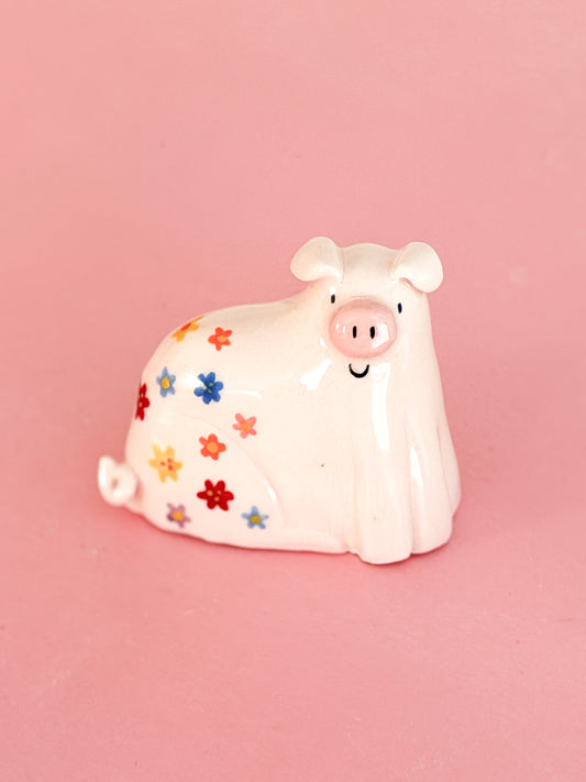 Sitting Pigs